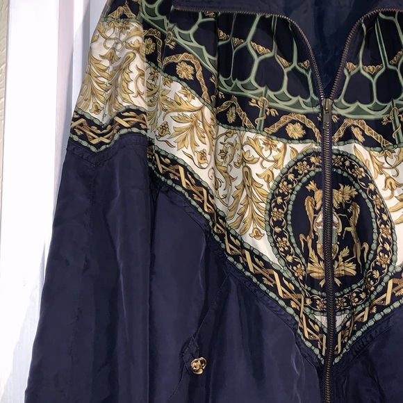 Jacket - Picture 8 of 11